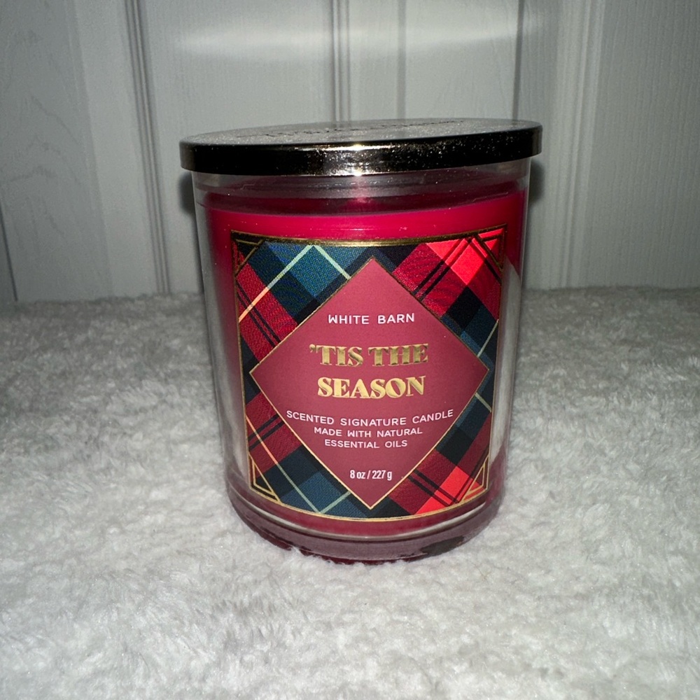 BATH & BODY WORKS 1-WICK CANDLE. ‘TIS THE SEASON SCENT. BRAND NEW.